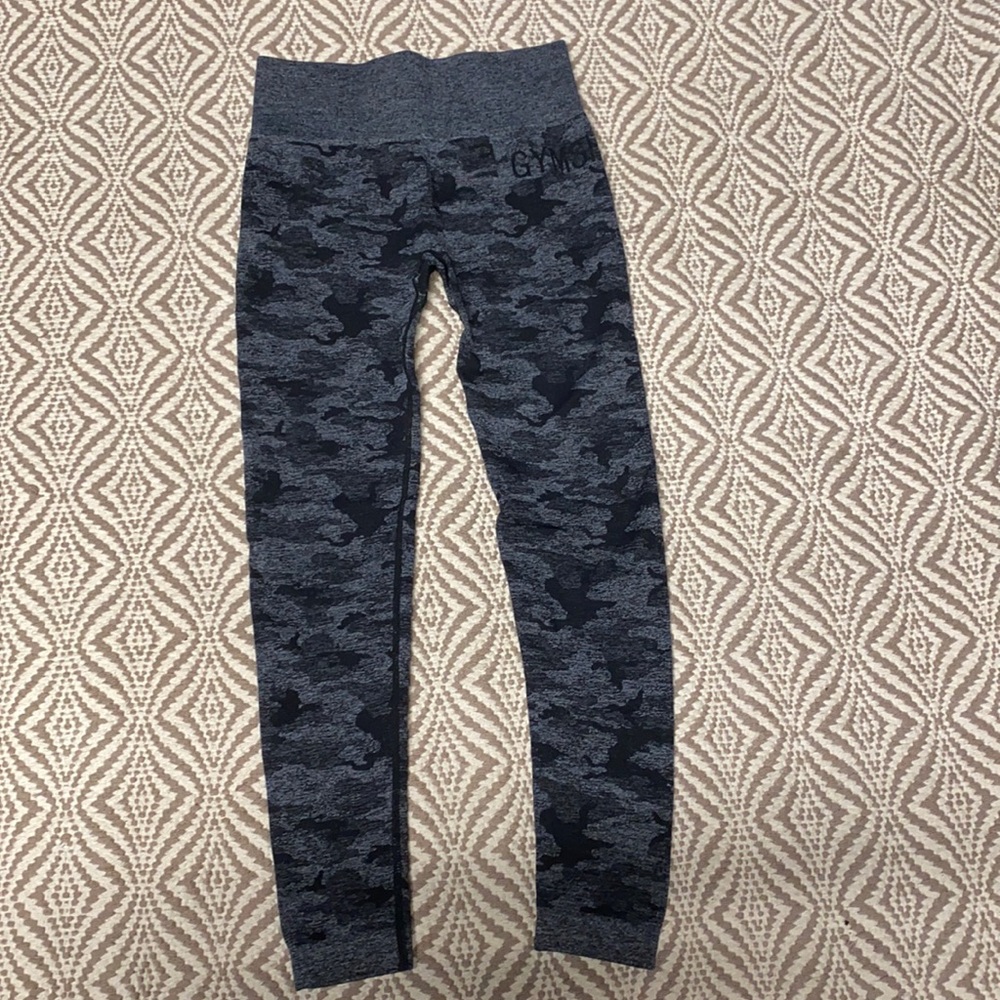 Gymshark adapt camo seamless leggings black size small womens